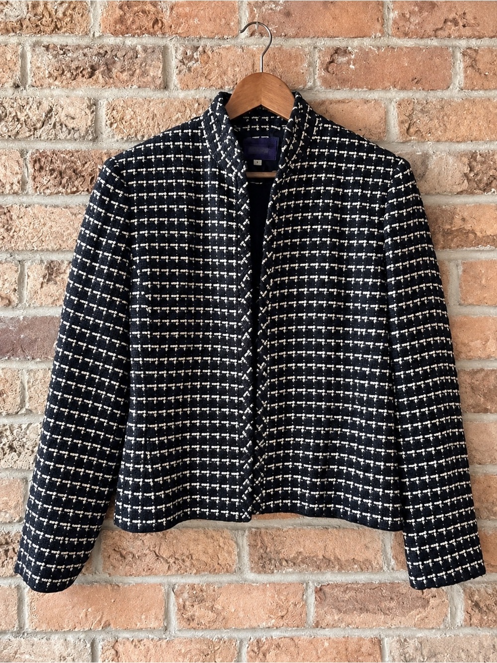 Highland Queen Black & White Tweed Jacket Size 8 Cropped Collarless Blazer